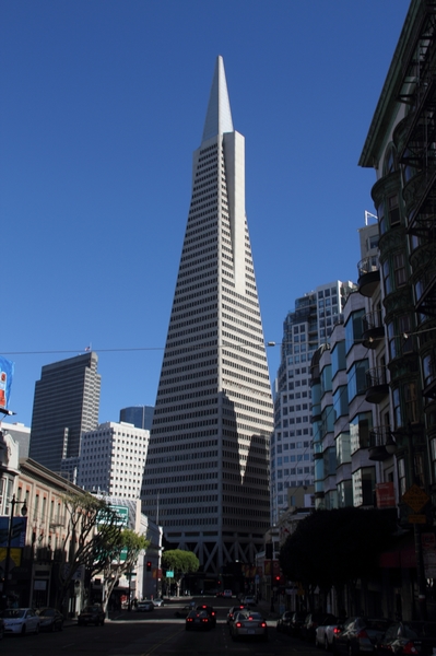 San Francisco.Columbus Ave