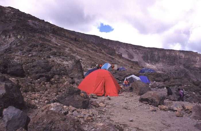 Camp Barafu Hut 4540m