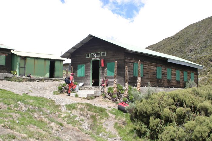 Saddle H&uuml;tte 3566m
